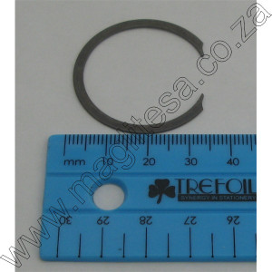 D Cell Retaining Snap Ring